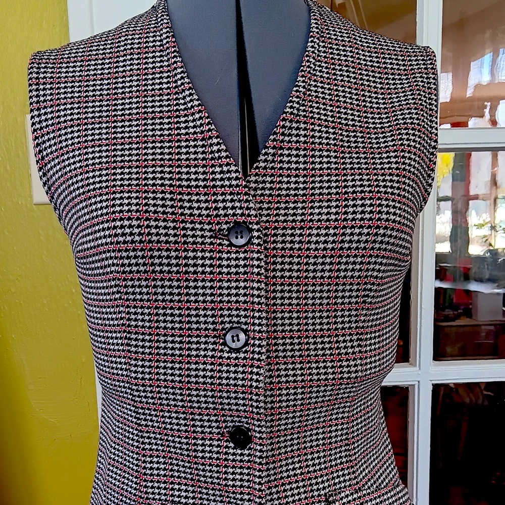 Vintage Janzen Vest. Small Black Red Plaid Print. Red Striped Inside.